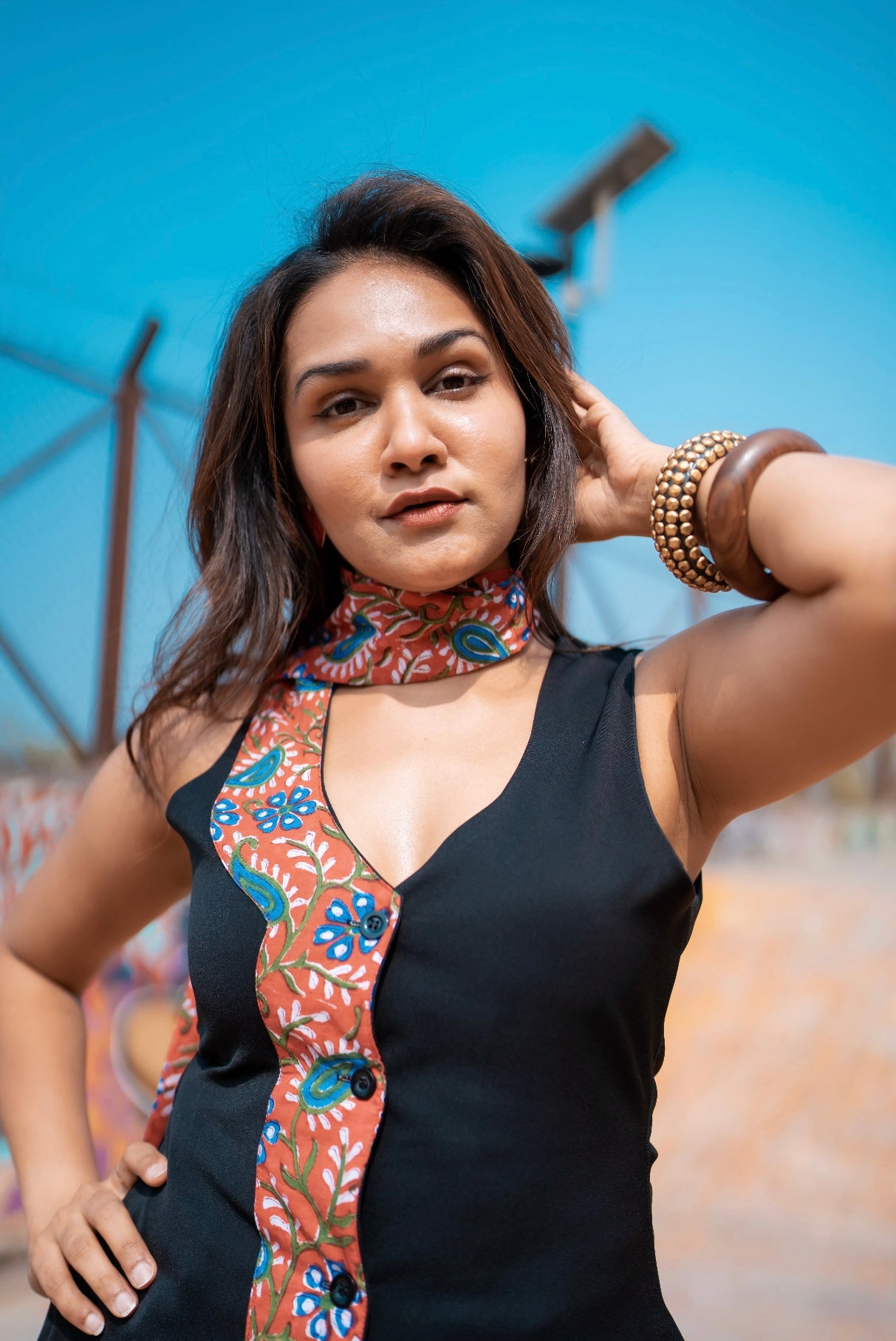 Poo Vest Kurti (Black)